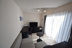 ロイジェントパークス四ツ谷 203 2階ワンルームのリビング/ダイニング