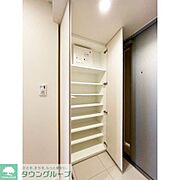 シューズボックス