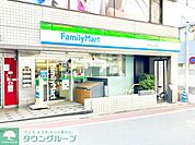 ファミリーマート南青山七丁目店 徒歩6分。 450m