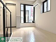 お部屋探しは株式会社　タウンハウジング　までお気軽にお問合せ下さい。クレジットカード決済・首都圏を中心直営143店舗　仲介件数全国2位の豊富な実績！諸費用・審査等・何でもご相談下さい。