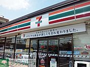 セブンイレブン赤坂ガーデンシティ店 641m