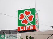 ライフ新大塚店 徒歩9分。 650m