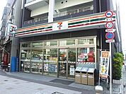 セブンイレブン中央区新川2丁目店 19m