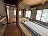 室内：【東側2階建て】和室です！障子があるので直射日光ではなく優しい光が差し込む居心地の良い空間です♪
