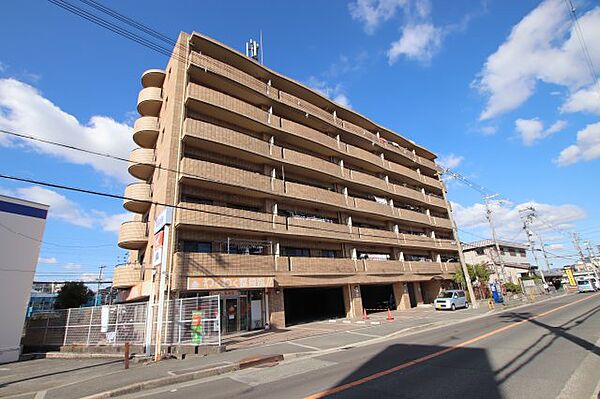 メゾンアザレア ｜大阪府富田林市甲田1丁目(賃貸マンション3LDK・5階・63.10㎡)の写真 その2