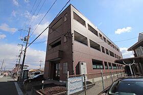 メルベーユフジワラII  ｜ 大阪府堺市南区深阪南（賃貸マンション1LDK・3階・43.00㎡） その1