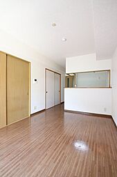 居間