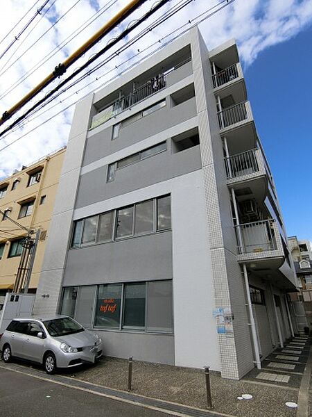 UEDA BUILDING ｜大阪府茨木市別院町(賃貸マンション1R・3階・25.50㎡)の写真 その1