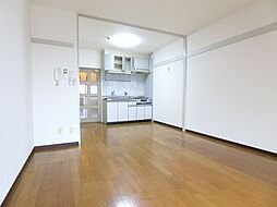 ステーションハイツ南茨木 6階ワンルームのリビング/ダイニング