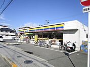 ミニストップ茨木春日店(コンビニ)まで242m