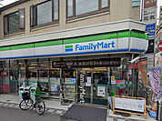 ファミリーマート富田駅南店(コンビニ)まで226m