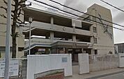 茨木市立天王中学校(中学校)まで911m