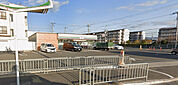 セブンイレブン高槻芝生町3丁目店(コンビニ)まで410m