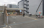 セブンイレブンJR茨木駅西店(コンビニ)まで405m