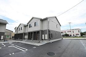 香川県坂出市築港町１丁目（賃貸アパート1LDK・1階・36.11㎡） その1