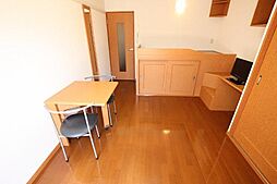 レオパレスエントラレ 1階1Kのリビング/ダイニング