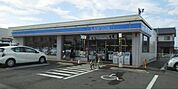 ローソン東かがわ三本松店まで771ｍ