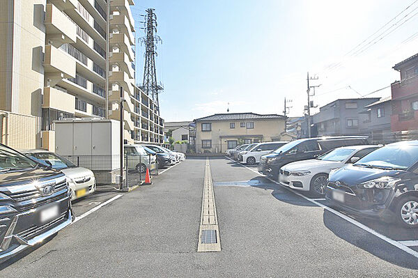 駐車場を拡大表示