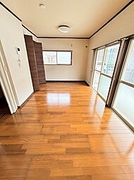 居間