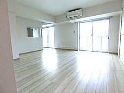 東ビル本町 901 8階ワンルームのリビング/ダイニング