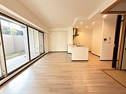 ローレルコート鳥栖 3LDKのリビング/ダイニング