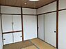 和室：居間となり和室