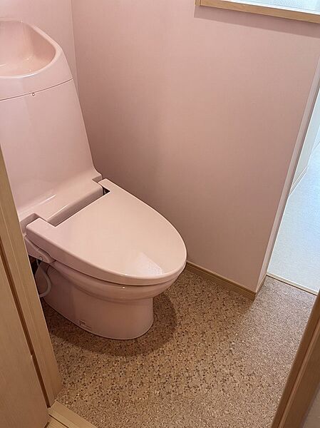 トイレを拡大表示