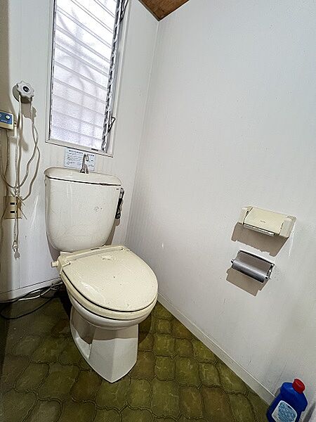 トイレを拡大表示