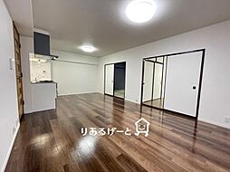 居間