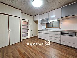居間