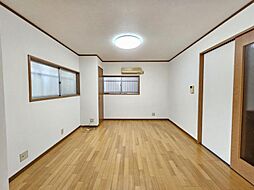 居間