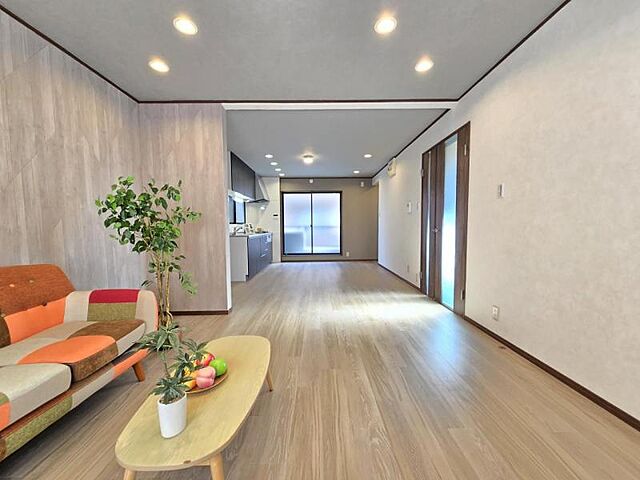 リビング/ダイニング 東大阪市御厨栄町2丁目