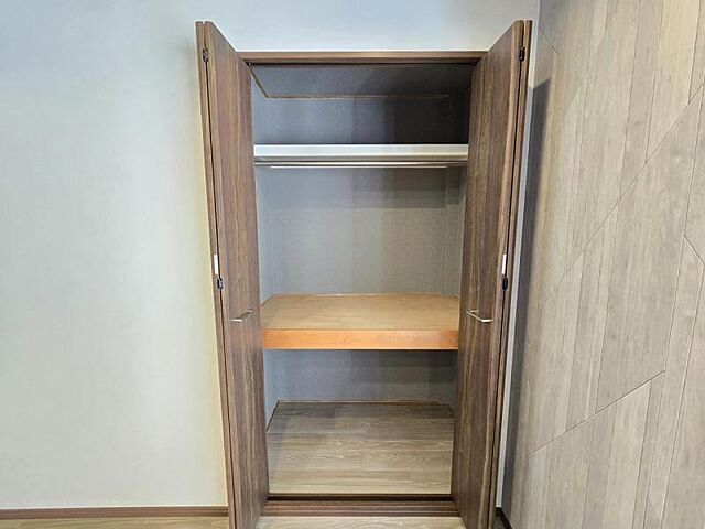 室内 東大阪市御厨栄町2丁目