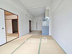居間