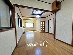 居間