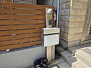 マルチ機能付き門柱（ポスト、TVモニターホン、ネームプレート、門灯）
