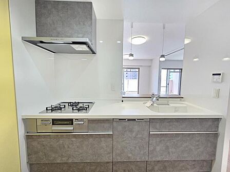 設備充実の使い勝手の良いキッチンで効率よくお料理ができます!