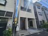 外観：シンプルで大人な佇まいが印象的ですね！