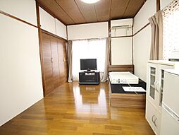 居間