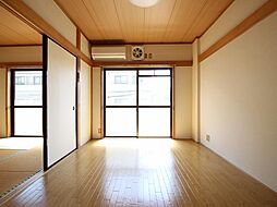 居間