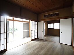 居間