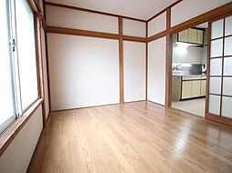 居間