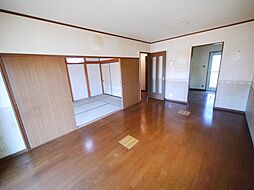 居間