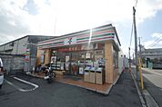 コンビニ「セブンイレブン広島大州1丁目店まで589ｍ」