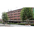 役所「広島市東区役所まで978ｍ」