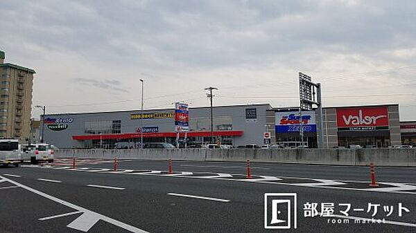 画像18:【スーパー】バロー・東新町店まで883ｍ