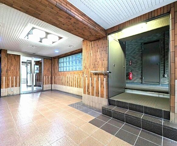 エントランス 都営三田線 西高島平駅 徒歩15分