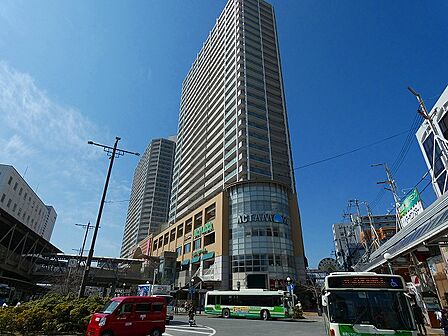 平和堂アル・プラザ高槻店(1133m)