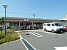 周辺：セブンイレブン 茨木穂積台店（690m）