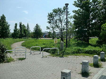 上穂積公園(850m)
